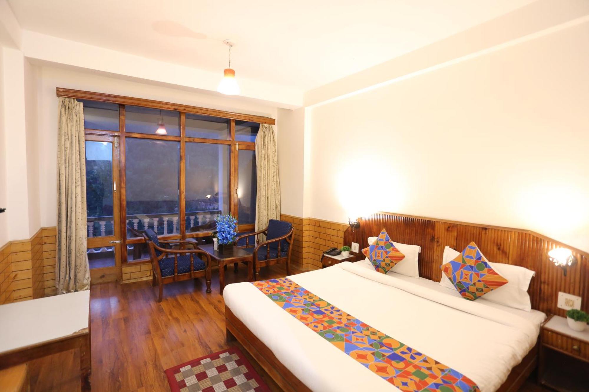Hotel Surbhi Vashist Exterior photo