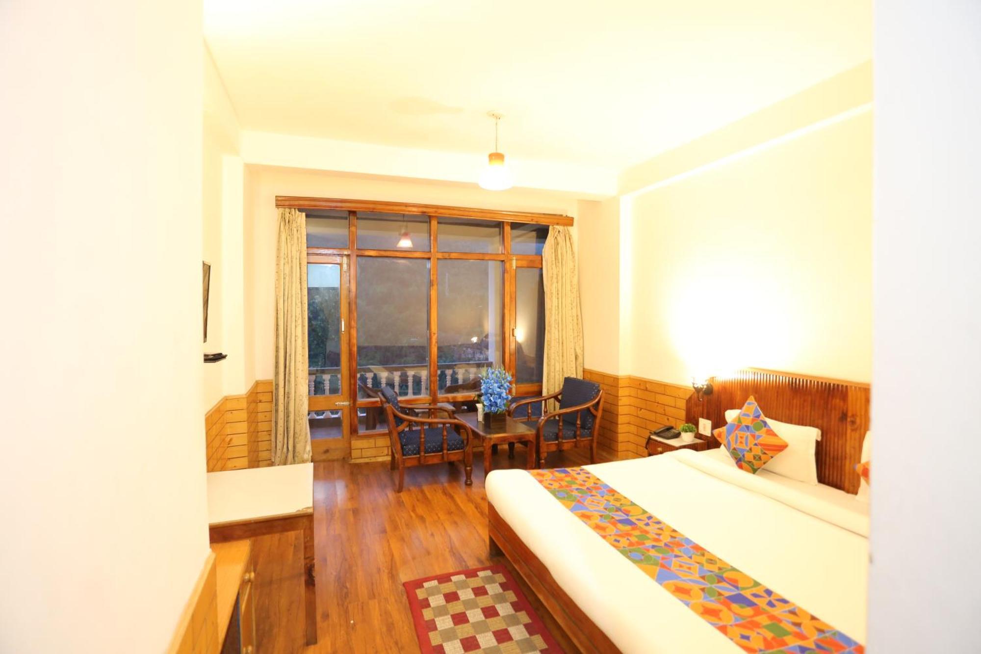 Hotel Surbhi Vashist Exterior photo